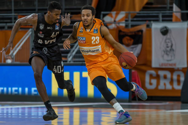 关键时刻保 关键时刻保