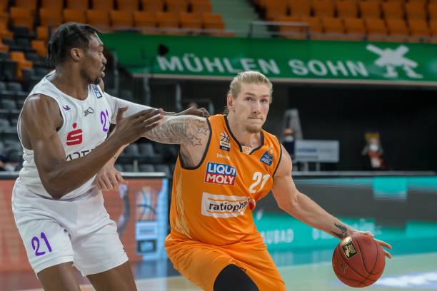 合突然长球 合突然长球