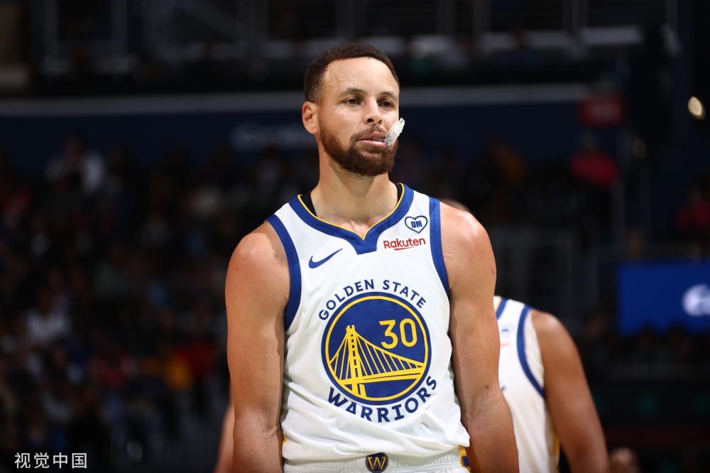 冰壶等冬奥 冰壶等冬奥